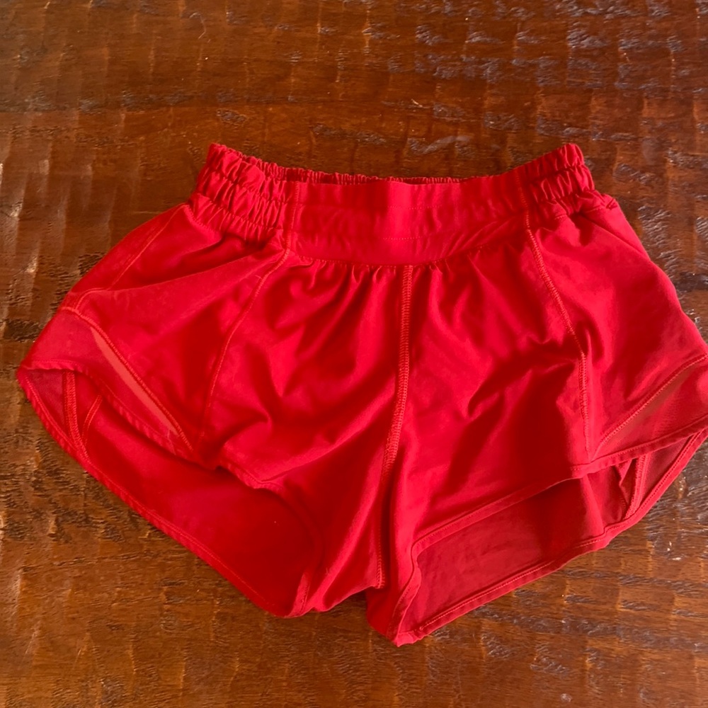 Size 0 Lululemon Hotty Hot Shorts 2.5in